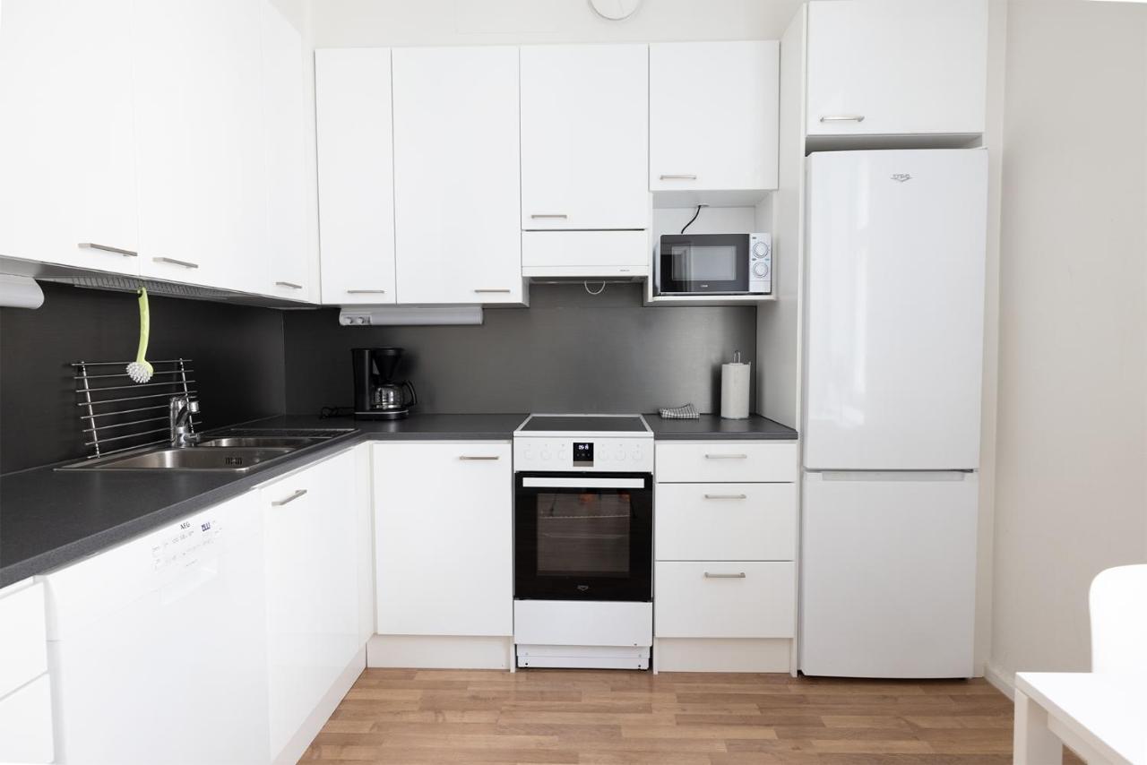 2Ndhomes Cozy And Quiet 2Br Apartment By The Esplanade Park Helsingfors Exteriör bild